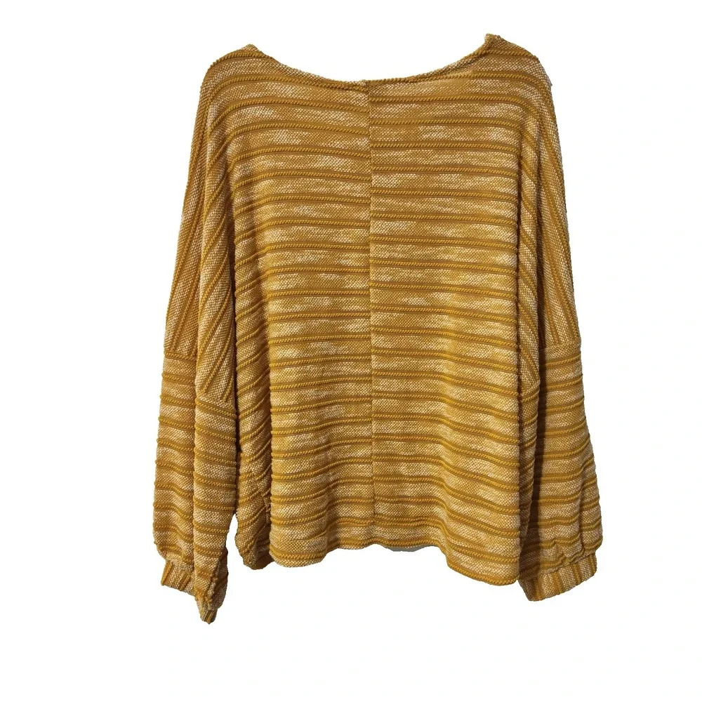 UMGEE Top Womens Medium Yellow Waffe Knit Long Sleeves Pullover Crew Neck Boho